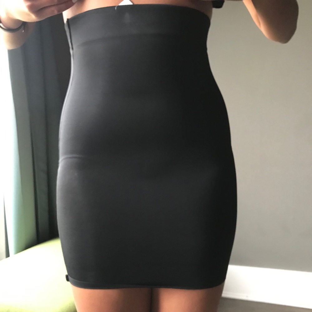 Skort - Picture 3 of 3
